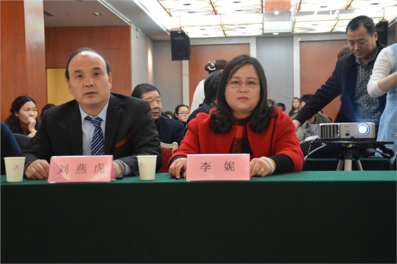 亿诚项目管理-董事长和总经理合影 亿诚项目管理-董事长和总经理合影