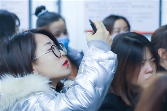 亿诚公司举行关于《现行政策环境下提升招标代理人员规范执业能力及相关法规政策解读》的培训 亿诚公司举行关于《现行政策环境下提升招标代理人员规范执业能力及相关法规政策解读》的培训