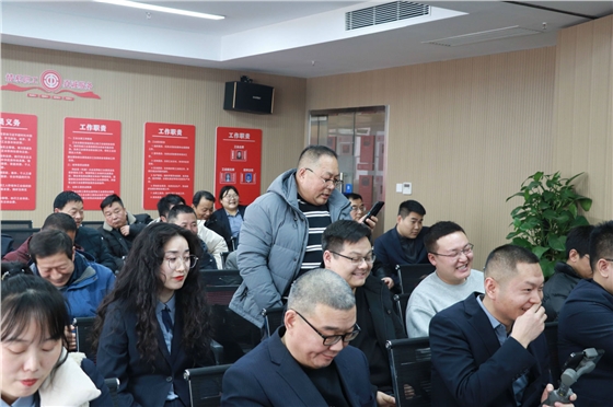 亿诚管理2024年会暨2025年目标责任签订会圆满召开 亿诚管理2024年会暨2025年目标责任签订会圆满召开