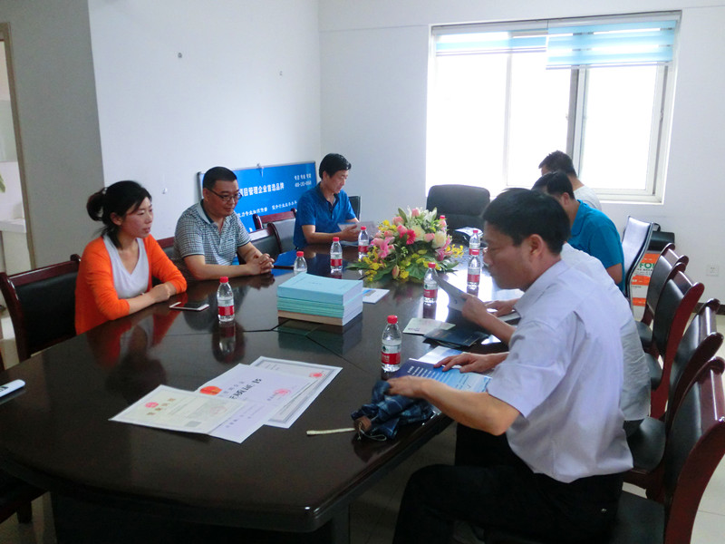 兴平市公安局领导来亿诚建设考察 兴平市公安局领导来亿诚建设考察