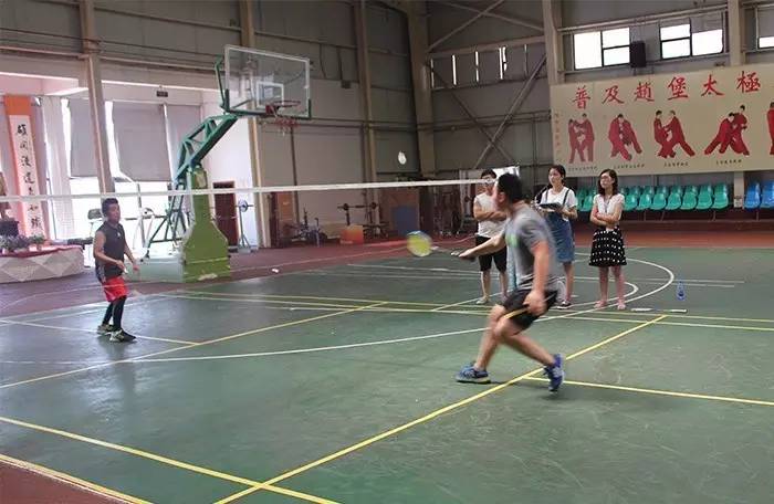 亿诚建设第一届团结杯羽毛球赛 亿诚建设第一届团结杯羽毛球赛