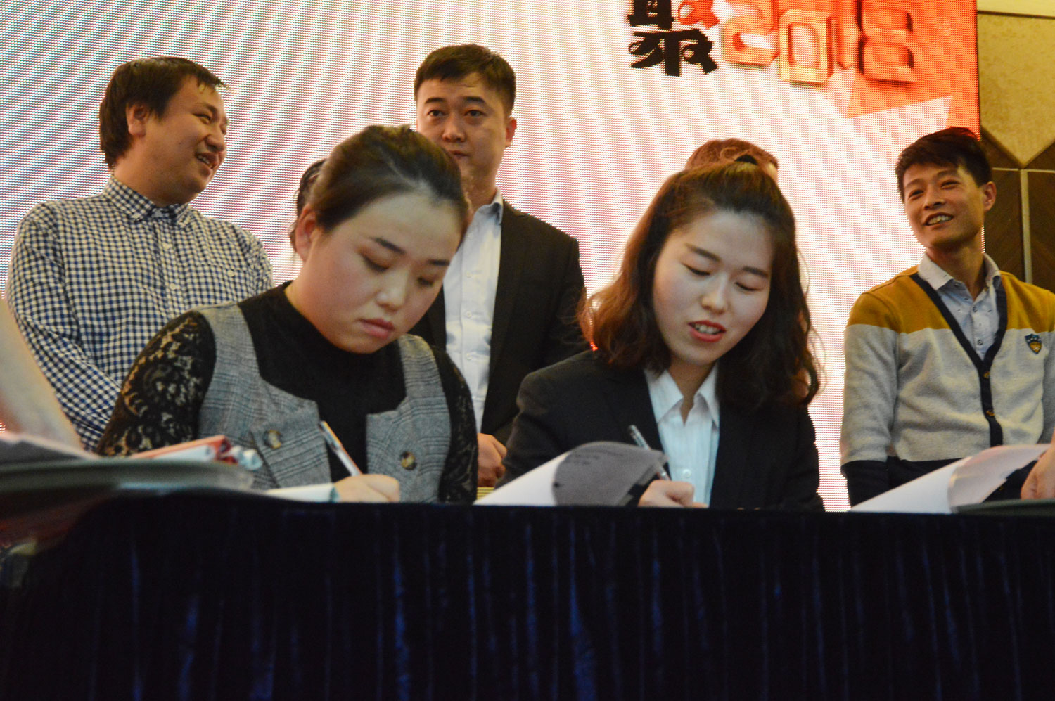 签订目标责任书 签订目标责任书