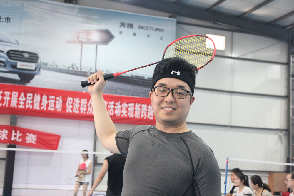 男单冠军:造价咨询中心李航 男单冠军:造价咨询中心李航