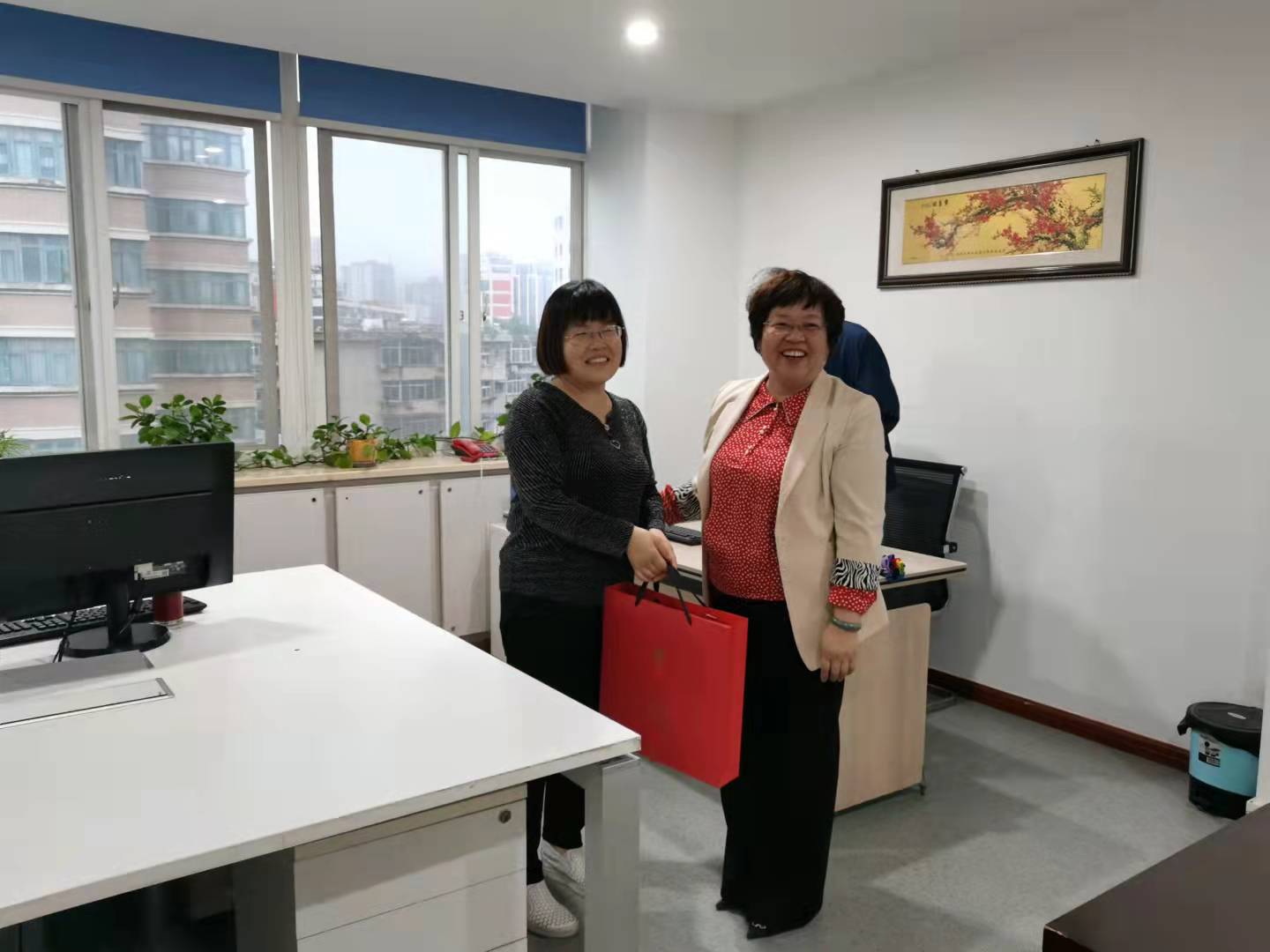 花好月圆,情暖中秋|亿诚公司祝大家中秋节快乐! 花好月圆,情暖中秋|亿诚公司祝大家中秋节快乐!