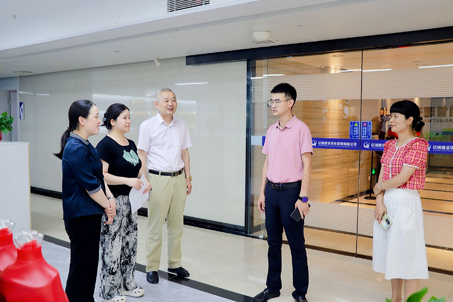 工会送清凉 工会送清凉