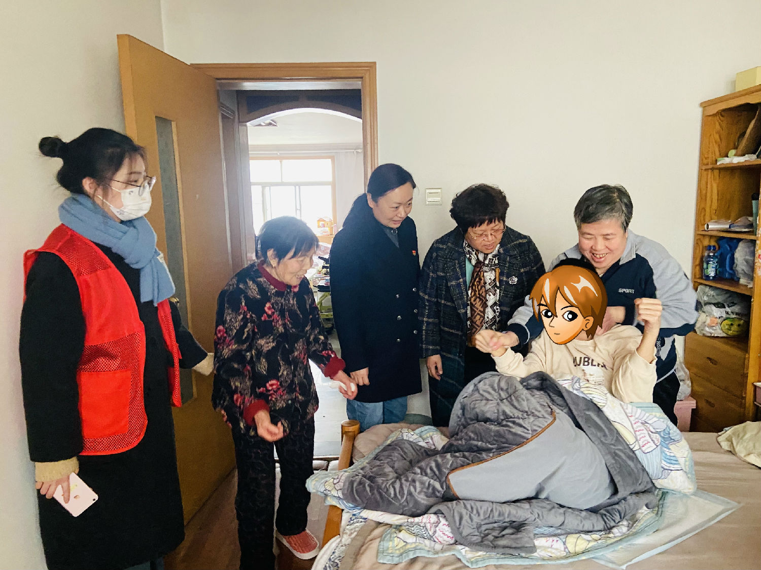 亿诚董事长走访慰问困难女性